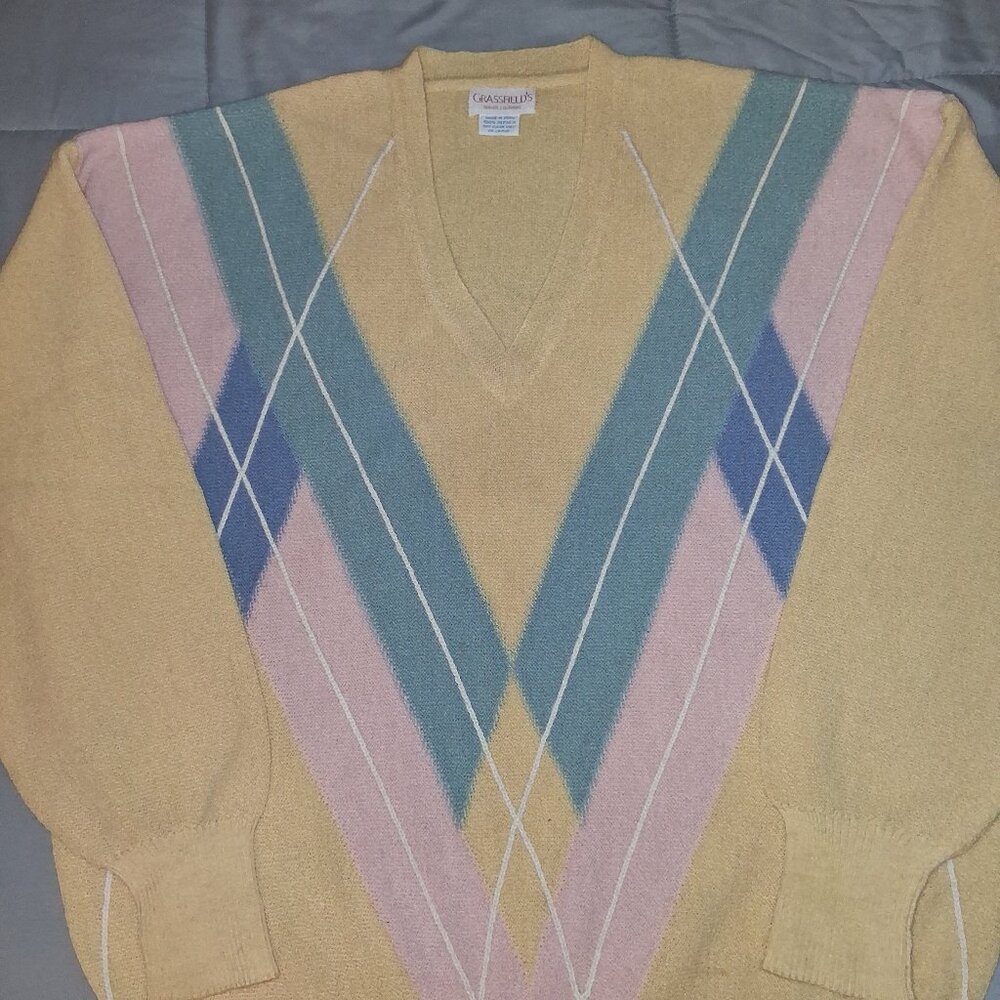 Men's 100% Alpaca V-Neck Argyle Sweater